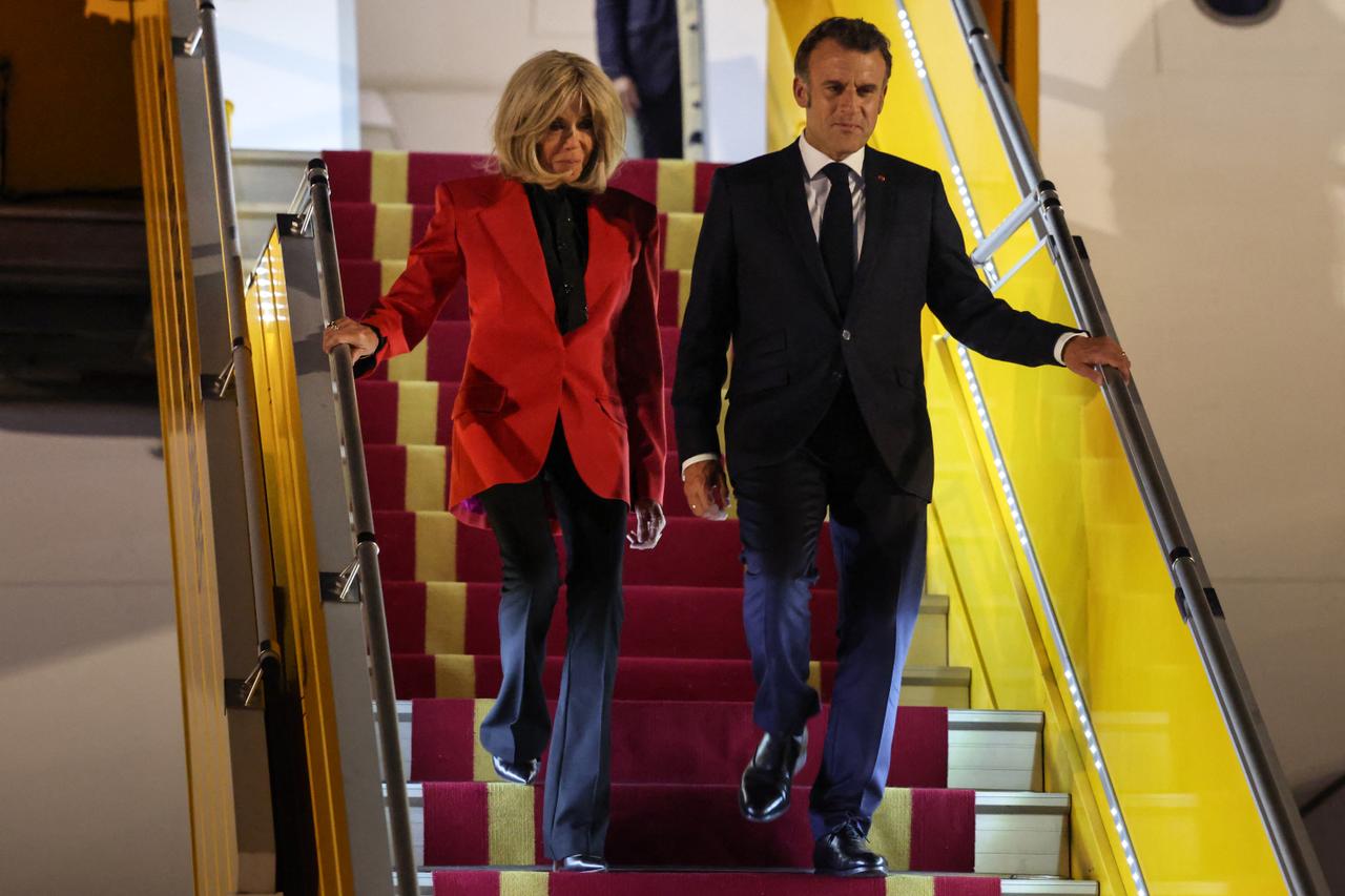 Incident diplomatique entre Emmanuel et Brigitte Macron