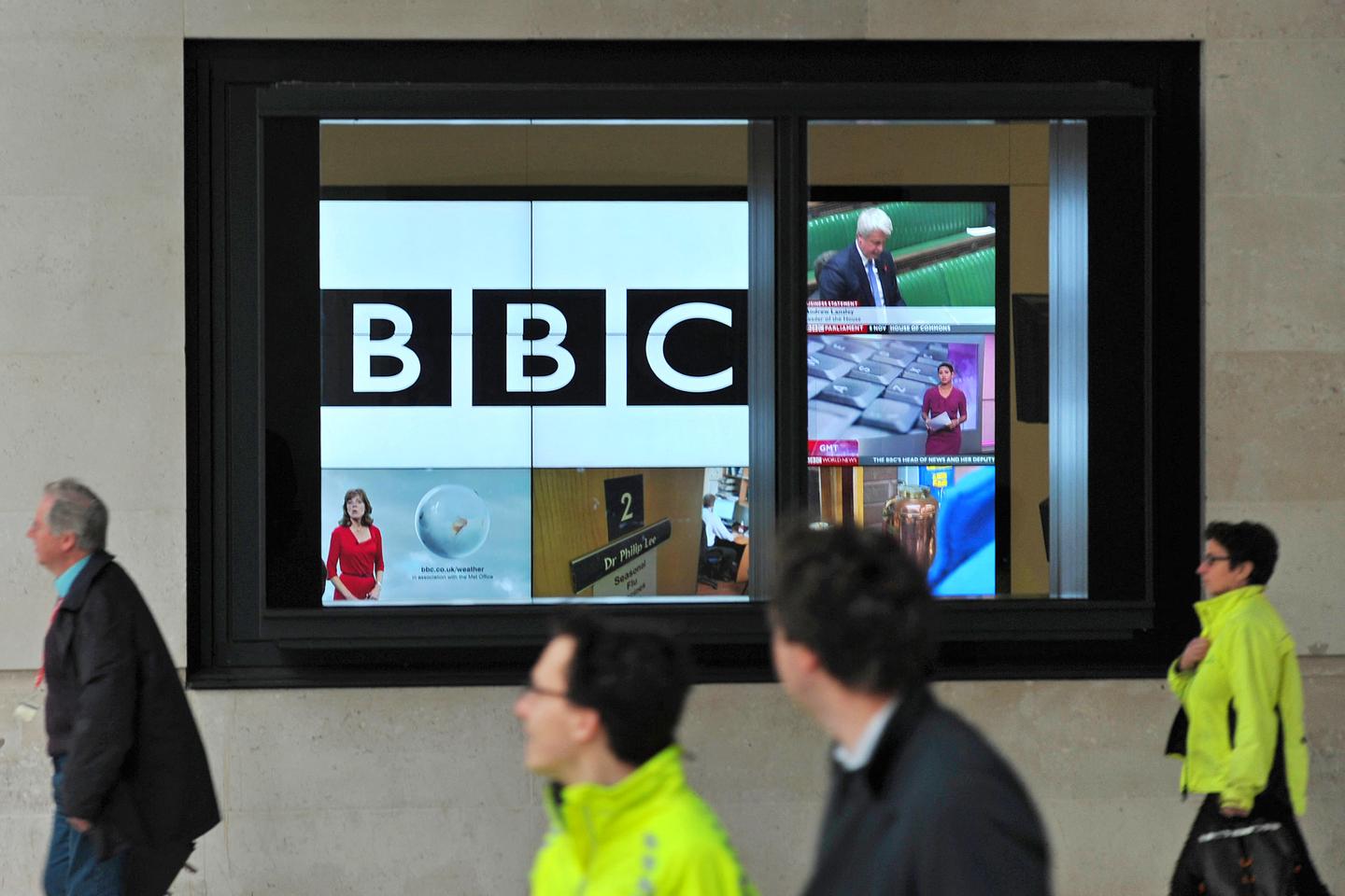 The BBC Faces a Critical Financial Crisis Amid Digital Transformation and Rising Populist Media Competitors
