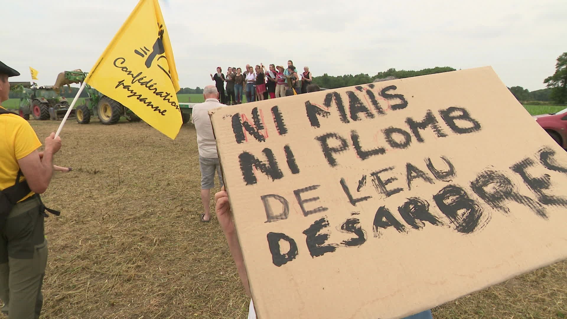 La Loi Duplomb : un déni des paysans et une victoire pour l’agro-industrie
